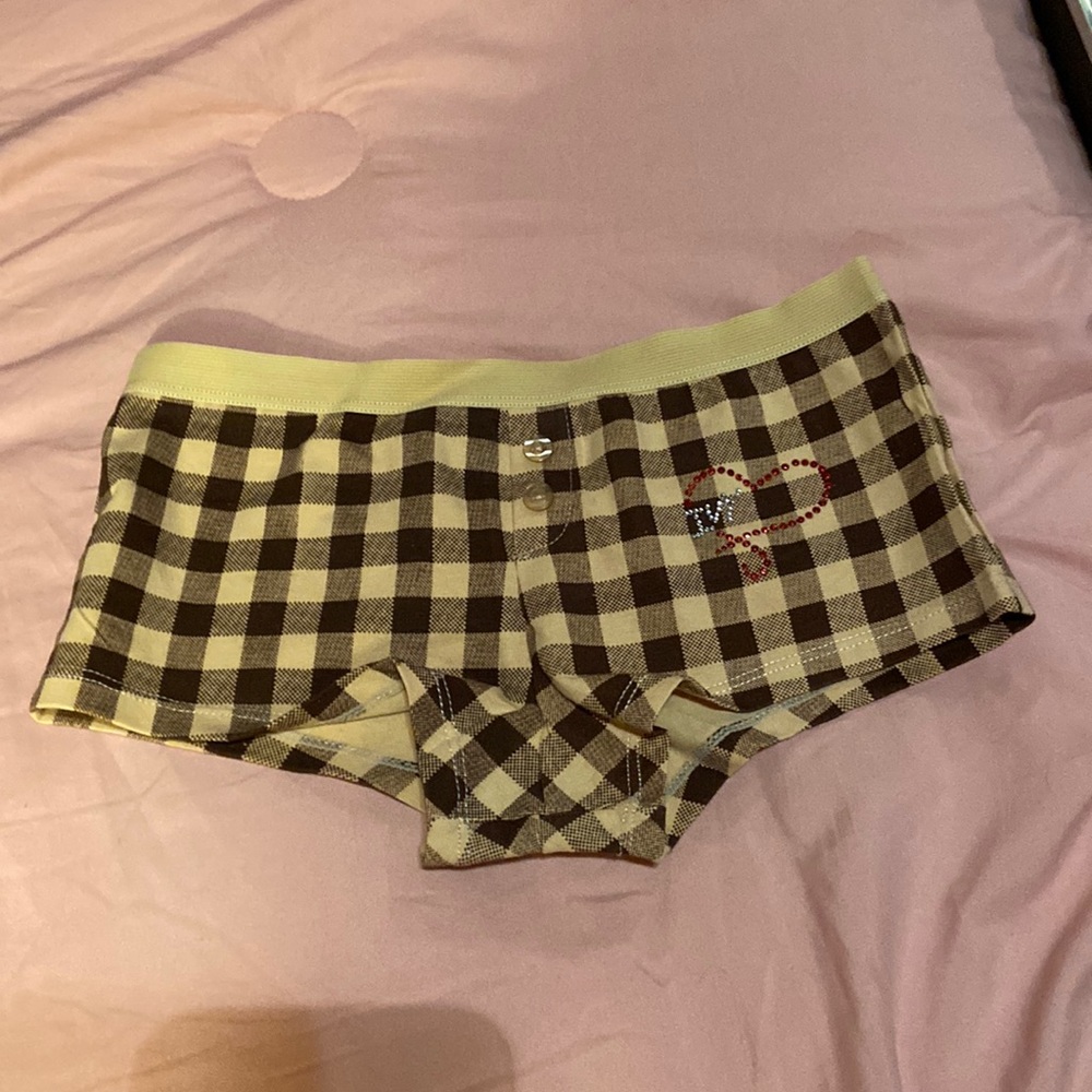 Ivy live dat azz boy shorts